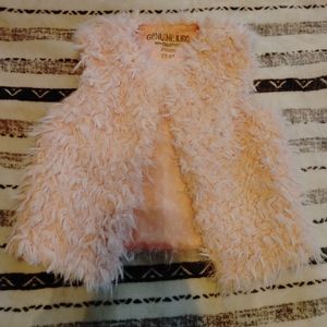 Genuine from OshKosh girl's pink fuzzy vest, size 2T-3T